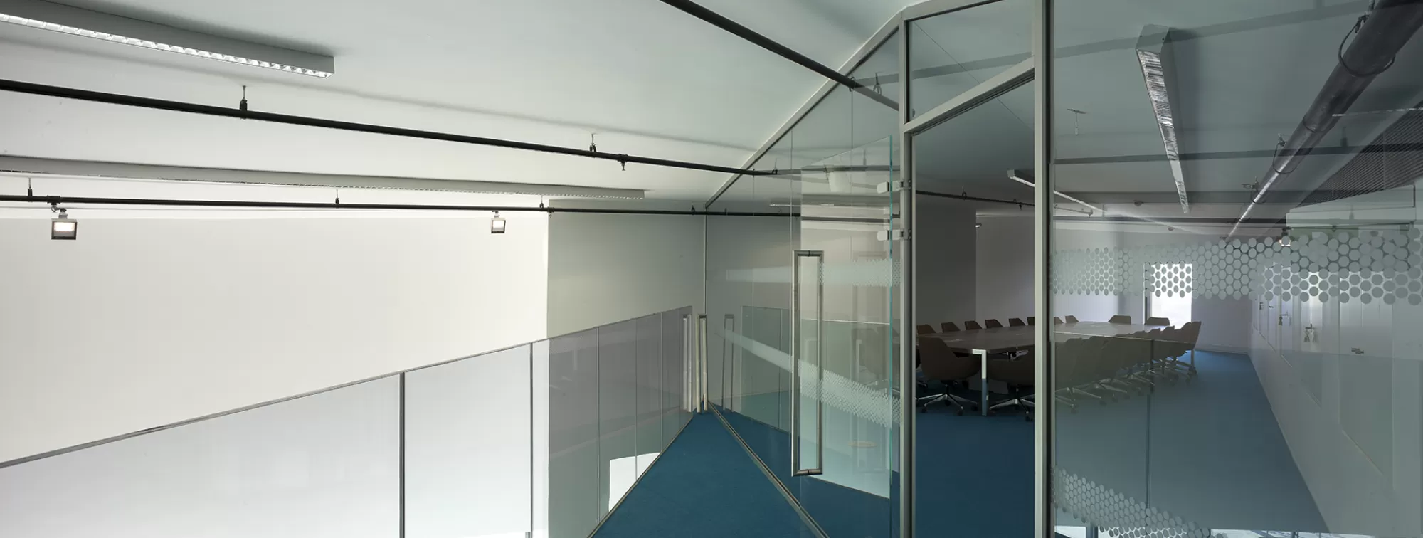 Meeting room (Mezzanine)